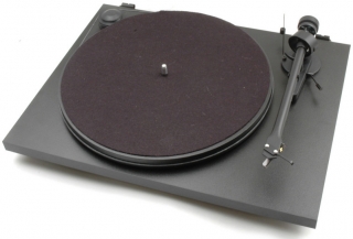 Pro-Ject Essential II  